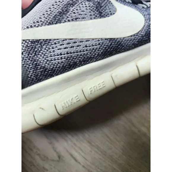 Nike Free rn flyknit running sneakers gym athletic athleisure workout men 8.5 - Picture 5 of 8